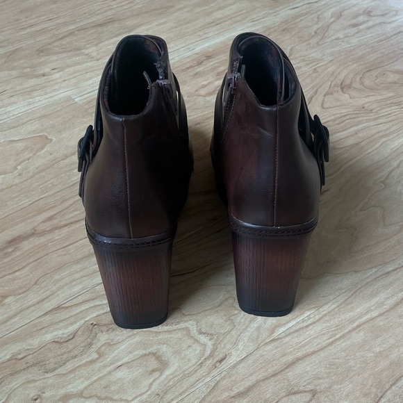 |Korks| Brown Kari Block Heal Bootie in Woman’s Size 9M Brand New! - Picture 4 of 8